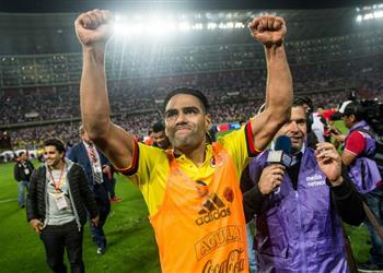 نجم بيرو يكشف ما قاله فالكاو في مباراته ضد كولومبيا