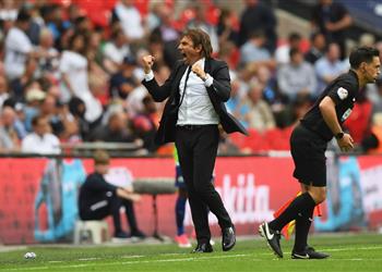 كونتي يظهر رد فعله بعد الفوز الدارامي على توتنهام بالبريميرليج