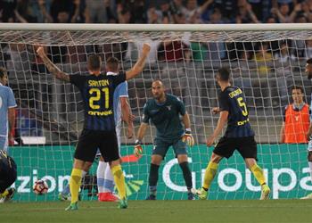 نتائج_الكالشيو إنترميلانو يحول تأخره بثلاثية أمام لاتسيو في مباراة البطاقات الحمراء