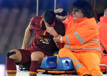 روما يعلن إصابة ستروتمان في الفخذ