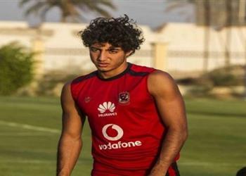 مران الأهلي فقرة بدنية خاصة لرباعي الفريق