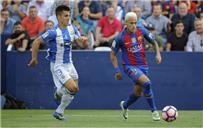 تصريحات لاعب برشلونة السابق أسلوب لعب نيمار مستفز للخصوم