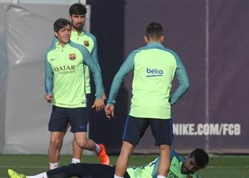عقوبات بطاقة أمام سوسيداد غياب ثنائي برشلونة عن الكلاسيكو