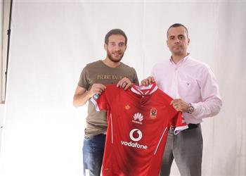 هشام محمد يتحدث عن طموحاته مع الأهلي ولماذا رفض الزمالك ويؤكد سأطلب قميص حمودي