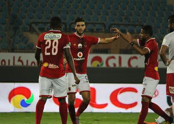 البدري آزارو شرس هجومي ا وإذا لعب أمامي سأعد له 1000 حساب