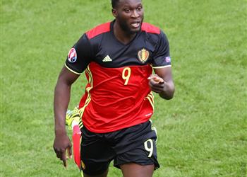 ميركاتو الصيف رسمي ا مانشستر يونايتد ي علن موافقة إيفرتون على ضمه للوكاكو