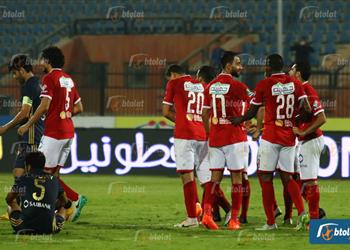 الأهلي يواصل استعداداته للنجم و البدري يعقد محاضرة فنية