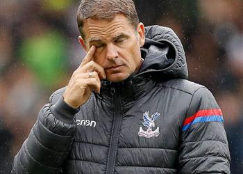 رسمي ا إقالة دي بوير من تدريب كريستال بالاس