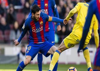 خبايا البلوجرانا ميسي ينتظر تقديم برشلونة عرضا رسميا لتجديد عقده ولاعبو الفريق يؤكدون على أحقية الأرجنتيني بأن يكون الأعلى أجرا