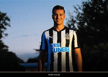 ميركاتو الصيف رسمي ا نيوكاسل يتعاقد مع مانكويلو من أتلتيكو مدريد