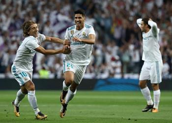 بالفيديو ريال مدريد يهين برشلونة ويتوج بطلا للسوبر الإسباني
