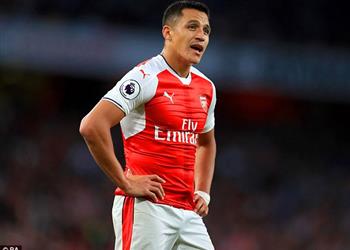 مانشستر يونايتد يدخل سباق التعاقد مع متمرد آرسنال