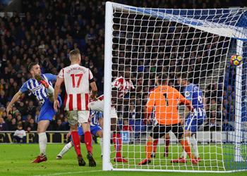 رمضان صبحي يشارك في تعادل ستوك سيتي أمام برايتون