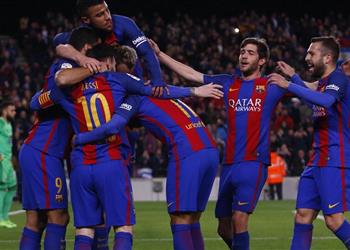 ثنائي برشلونة يتلقى عرض ا للرحيل سوي ا