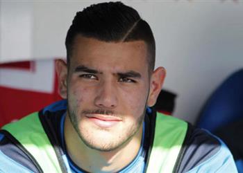 أخبار ثيو هيرنانديز يواجه تهمة الإعتداء الجنسي على فتاة