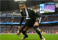 آرسنال ينضم لسباق الحصول على خدمات محرز