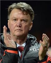 فان جال الفريق لعب بقتال ولست غاضبا من الخسارة أمام ليفربول