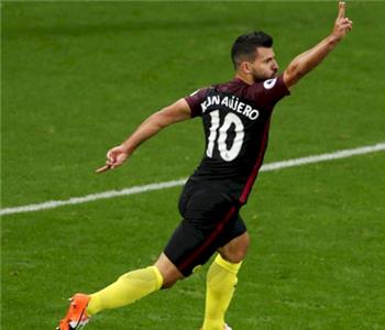 تصريحات جوارديولا أجويرو جزء من تاريخ السيتي وسأساعده ليصبح المهاجم الأفضل