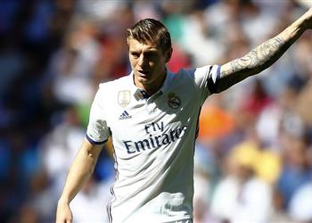 تصريحات هاينكس كروس يجب أن يعتزل الآن