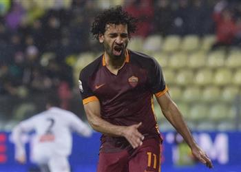 م حترفين بالفيديو صلاح يسجل هدفا رائعا ويعزز النتيجة لروما أمام تورينو
