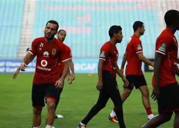 الأهلي يواصل تدريباته استعداد ا للنجم وعودة معلول