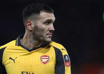 تقارير الميركاتو فينجر يرغب من بيريز البقاء في آرسنال واللاعب يميل إلى الرحيل