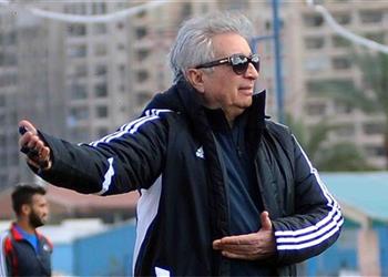 رسمي ا حلمى طولان مدير ا فني ا لسموحة