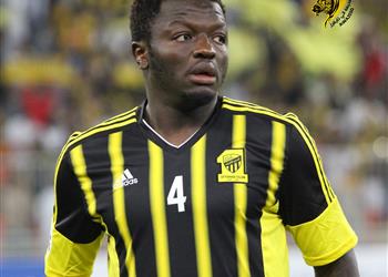 مشجعو غانا عودة بواتينج ومونتاري ستنقذ الفريق