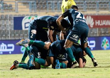 إنبي يفوز على الرجاء بثنائية في الدوري