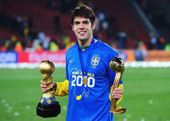 كاكا يدرس قرار اعتزال كرة القدم