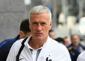 تصريحات ديشامب يرفض الرد على عدم استدعاء بنزيما للمنتخب