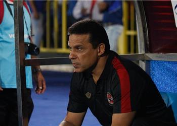 البدري يبدي استياءه من صانع ألعاب الأهلي ويسعى لتجهيز البديل