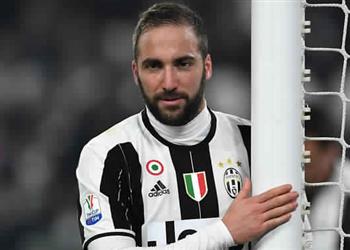 أخبار هيجوايين يخسر قضيته أمام نابولي