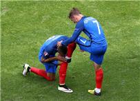 اليورو بفضل جريزمان فرنسا تتأهل لدور الـ8 بصعوبة وأيرلندا تستحق الاحترام