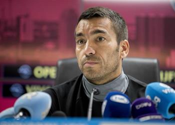 ميركاتو المدربين فان برانكهورست يدخل دائرة المرشحين لخلافة فينجر في آرسنال