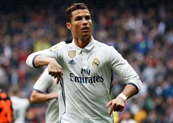 رونالدو يقود هجوم ريال مدريد امام فيورنتينا بكأس البرنابيو