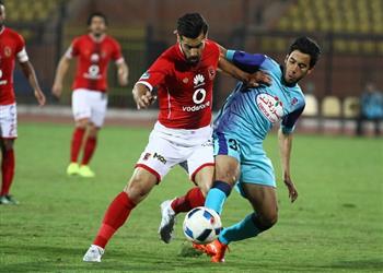 سموحة يحصل على توقيع لاعب الأهلي لمدة موسم