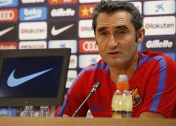 منافسة رباعية للظفر بلاعب برشلونة