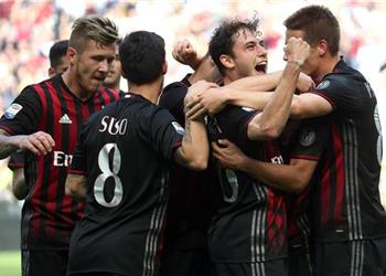 ميلان يواصل ثورته بالإختيار بين ثلاثي هجومي سوبر