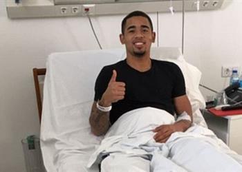 أخبار صورة نيمار يفاجيء جابريل خيسوس في برشلونة