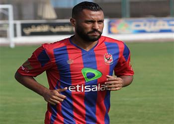 الأهلي يساند عاشور بعد وفاة شقيقه