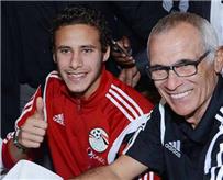 كوبر يتواصل مع صبحي بعد تألقه أمام هال سيتي