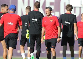 فالفيردي ي علن قائمة برشلونة لكلاسيكو السوبر