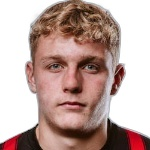 صوره ل J Stuttle