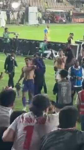 صوره ل احسن جون في مصر عواد هو الاصل .. جماهير الزمالك تحي محمد عواد بعد الفوز علي بيراميدز