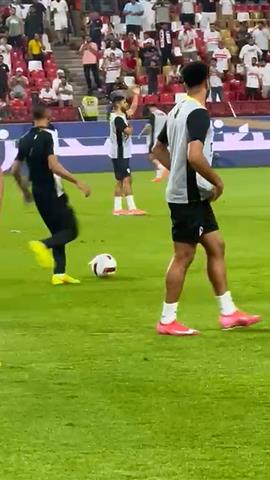 صوره ل بعد أزمة المنتخب .. تحية خاصة من جماهير الزمالك لناصر ماهر قبل القمة