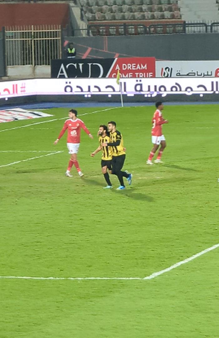 صوره ل لحظة تسجيل المقاولون العرب الهدف الاول في مرمي الاهلي بكأس عاصمة مصر