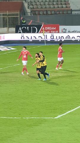 صوره ل لحظة تسجيل المقاولون العرب الهدف الاول في مرمي الاهلي بكأس عاصمة مصر