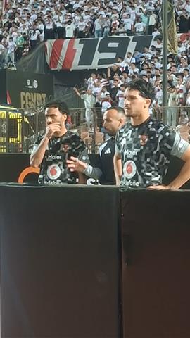صوره ل قلق افشة وحسين الشحات وحديث بسبب ضغط الزمالك