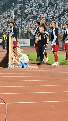 صوره ل رد فعل بدلاء الأهلي على الهدف الثاني امام الزمالك